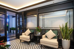 Lobby - Grand Hotel Go Vap (Phuong Thong Tay Hoi)