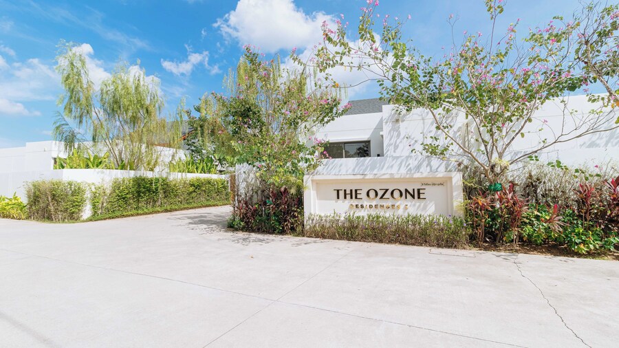 Famous Resort Calm Area Near Beach V277