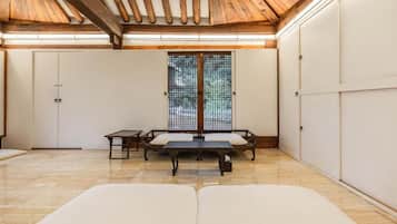 Superior Twin kamer, uitzicht op de binnenplaats | Interieur