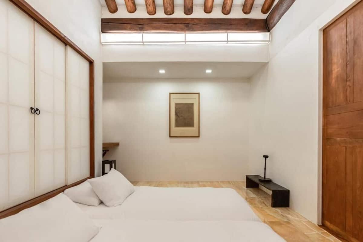 Junior Suite, Courtyard View | In-room safe, soundproofing, free WiFi