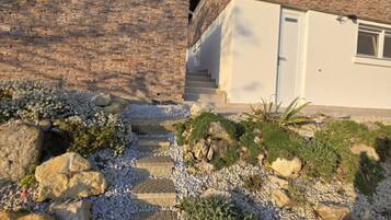 Apartment (One Bedroom apartment with Balcony an) | Exterior