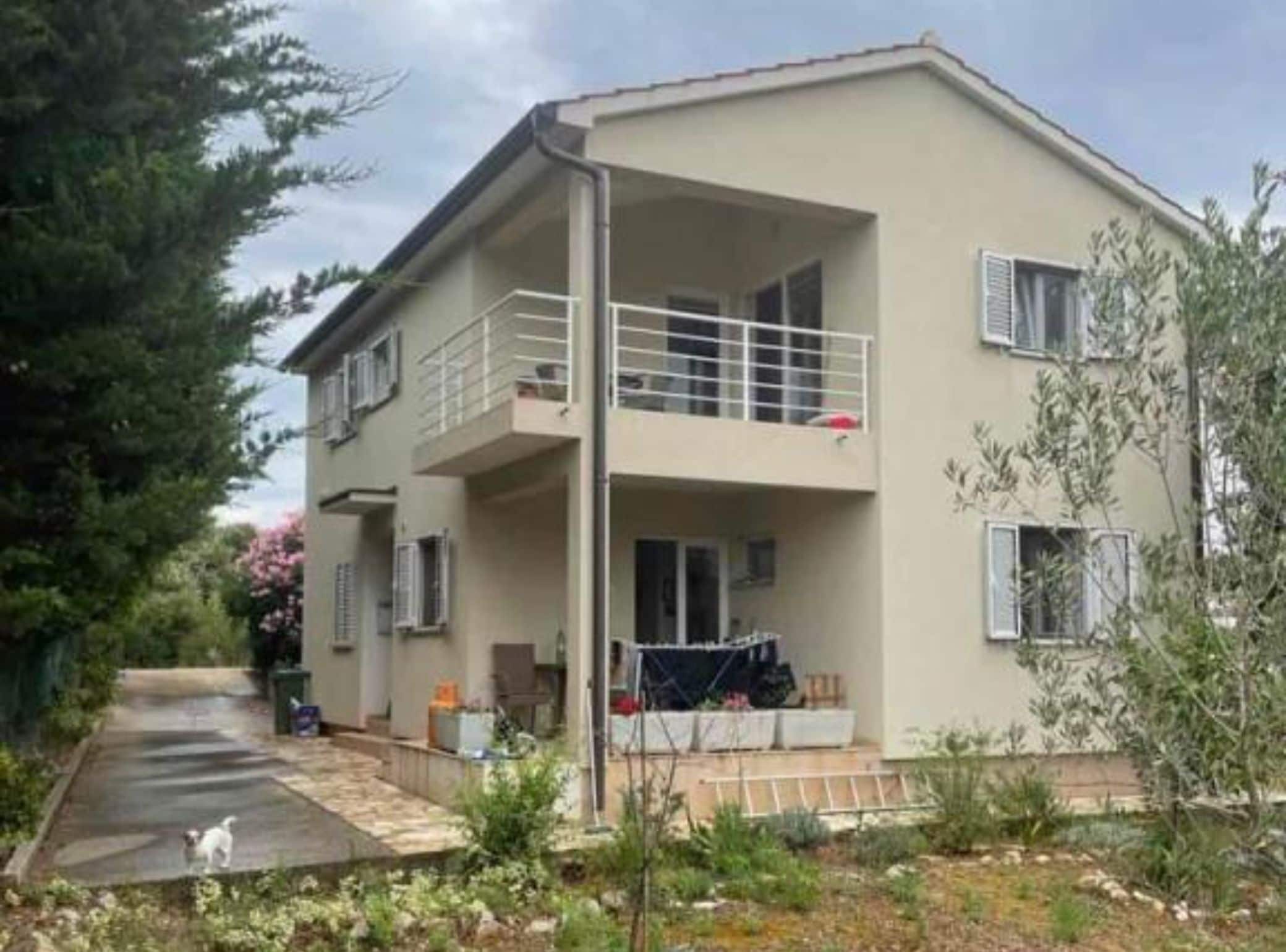 Departamento (Two bedroom apartment) | Exterior