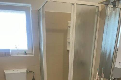 Apartment (Two bedroom apartment) | Bathroom | Shower, towels