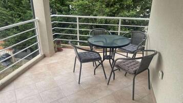 Apartment (Two bedroom apartment) | Balcony