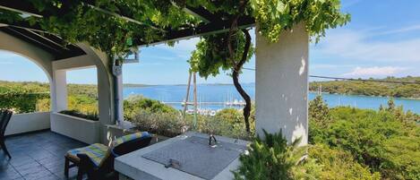 Ferienhaus (Two Bedroom Villa with Sea view) | Balkon