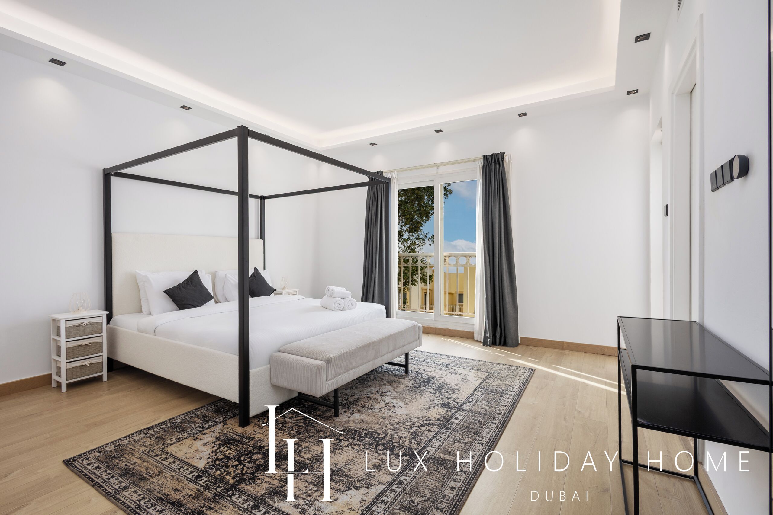 Villa | Blackout curtains, iron/ironing board, free WiFi