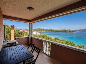 วิลล่า (Five Bedroom Holiday Home with Swimmi) | ลานระเบียง/นอกชาน