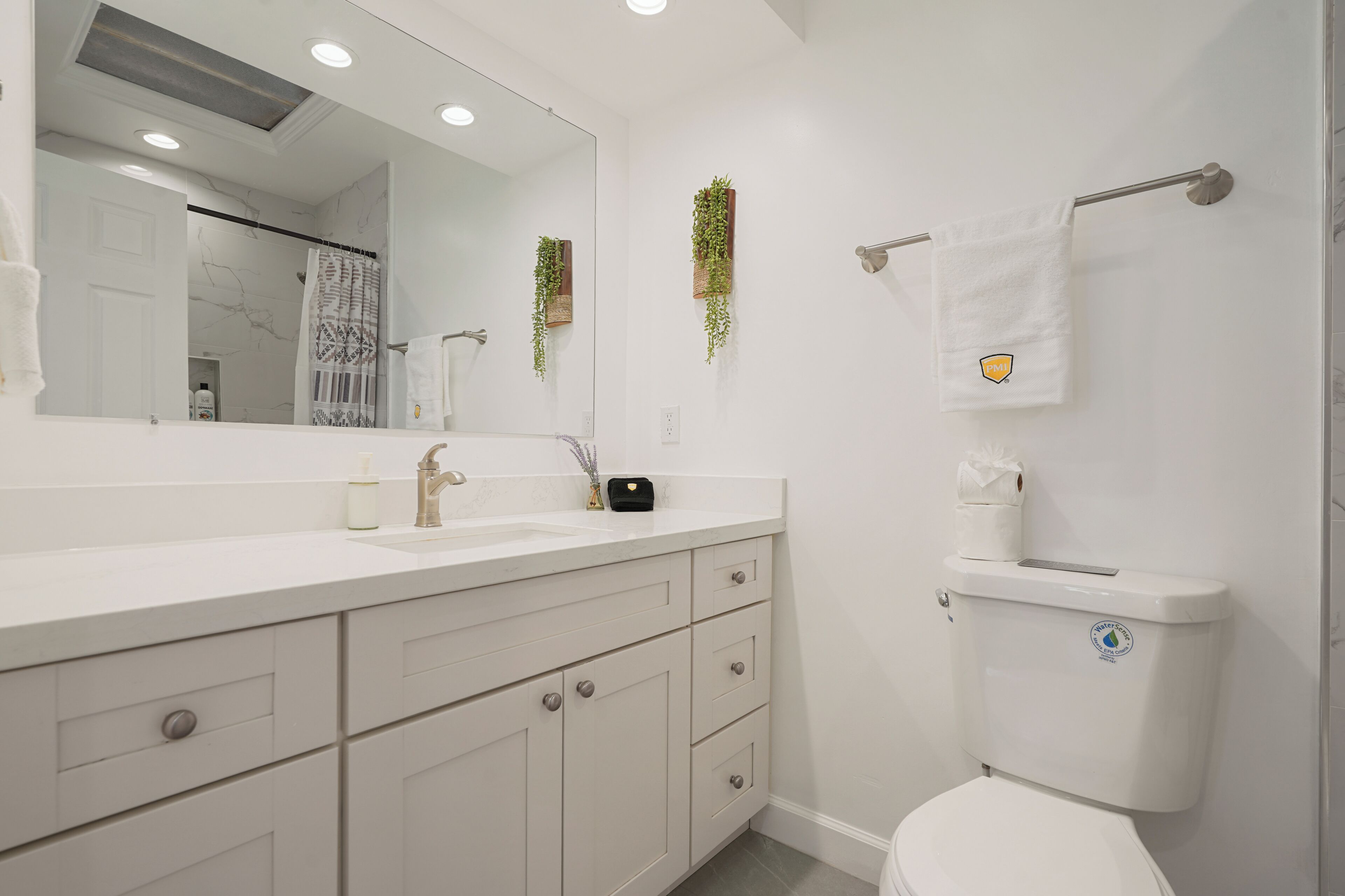 House, 3 Bedrooms, Patio, Lake View | Bathroom