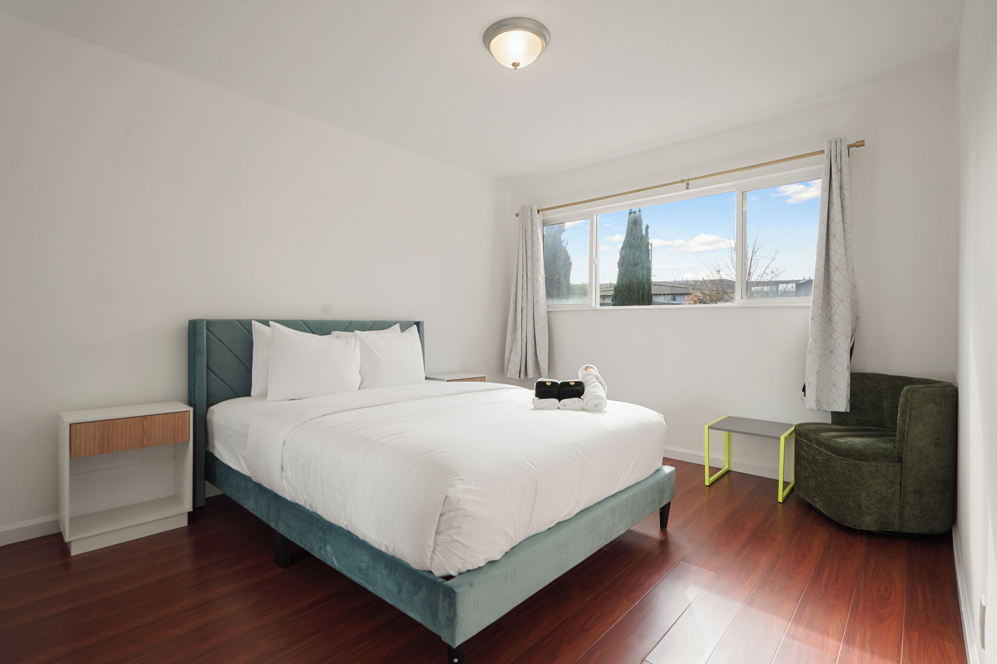 บ้านพัก, 3 ห้องนอน, ลานระเบียง, วิวทะเลสาบ | Wi-Fi ฟรี