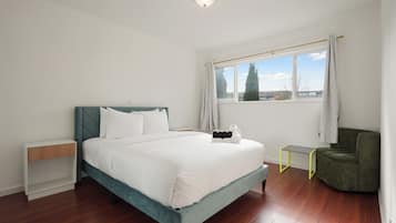 House, 3 Bedrooms, Patio, Lake View | Free WiFi