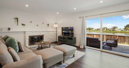 Lakefront Retreat WaterViews 3BR 1.5BA