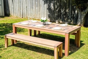 Outdoor dining