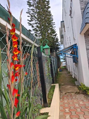 Front of property - Aristo Clouds King Suite (Kodaikanal)