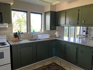 Private kitchen - THE SUITE:  Charming 3 bedroom In the Heart of Grace Bay!! (Grace Bay)