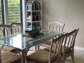 Dining - THE SUITE:  Charming 3 bedroom In the Heart of Grace Bay!! (Grace Bay)