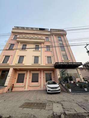 Exterior - Pacific Inn Paonta Sahib (Sirmaur)