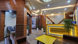 Reception - Hotel Silky Palace (New Delhi)