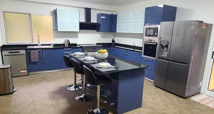 Villa Elysium – Ocean Retreat w/ Garden & BBQ