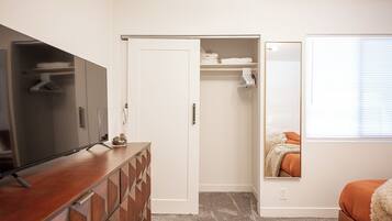 2 Schlafzimmer, Bügeleisen/Bügelbrett, WLAN, Bettwäsche