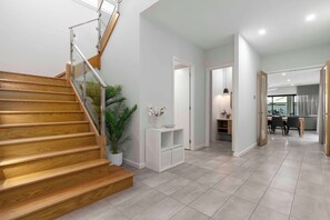 Interior - Northshore Luxe Pool House Glenelg North (Glenelg North)