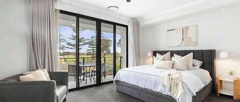 Desk, iron/ironing board, travel cot, WiFi