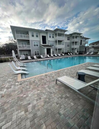 Charming Cozy 2-bedroom apartment in Jacksonville Florida