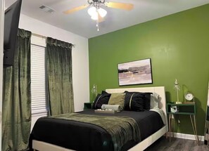 2 bedrooms, iron/ironing board, WiFi, bed sheets