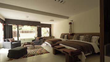 Superior Twin Room, Mountain View | Living area | TV