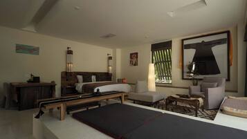 Business Suite, Mountain View | Minibar, desk, laptop workspace, blackout curtains