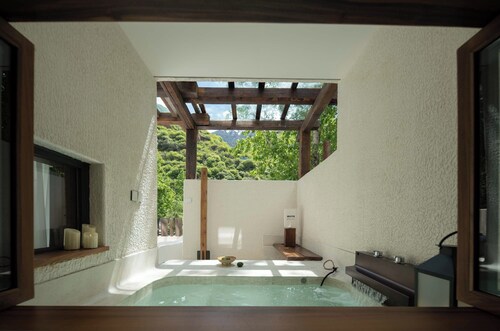 EGO Hot Spring Resort Hotel