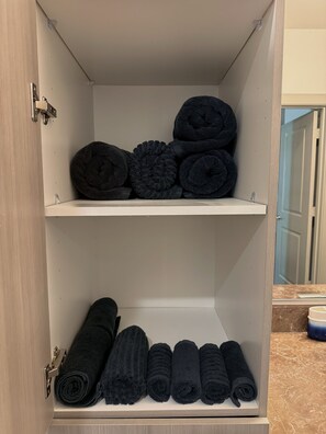 Interior - Cozy top floor stay in Carrollton (Plano)