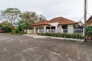 Front of property - Poolside 3BR for Relaxed Stays V278 (Rawai)