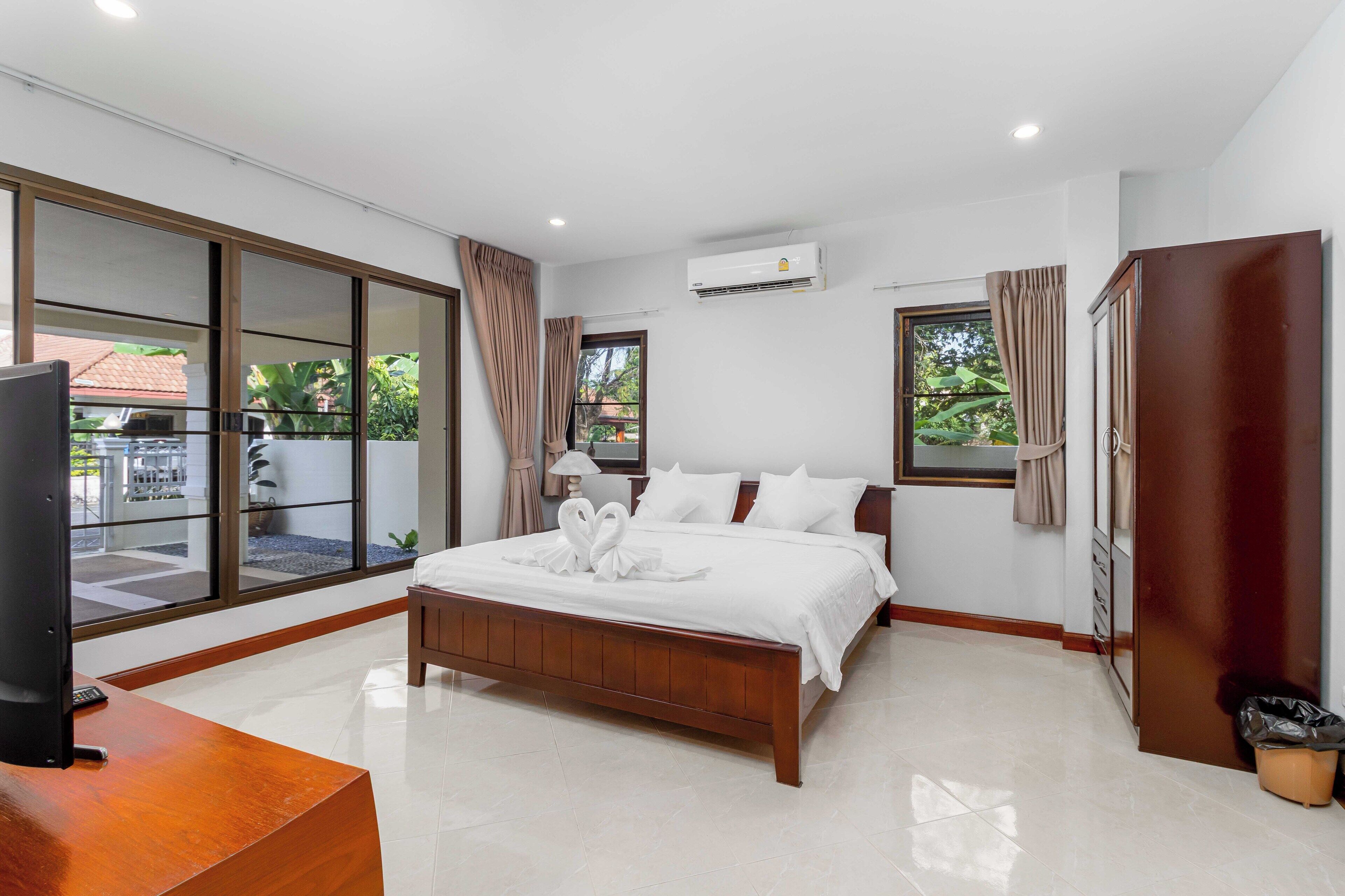 Villa, Patio | Free WiFi