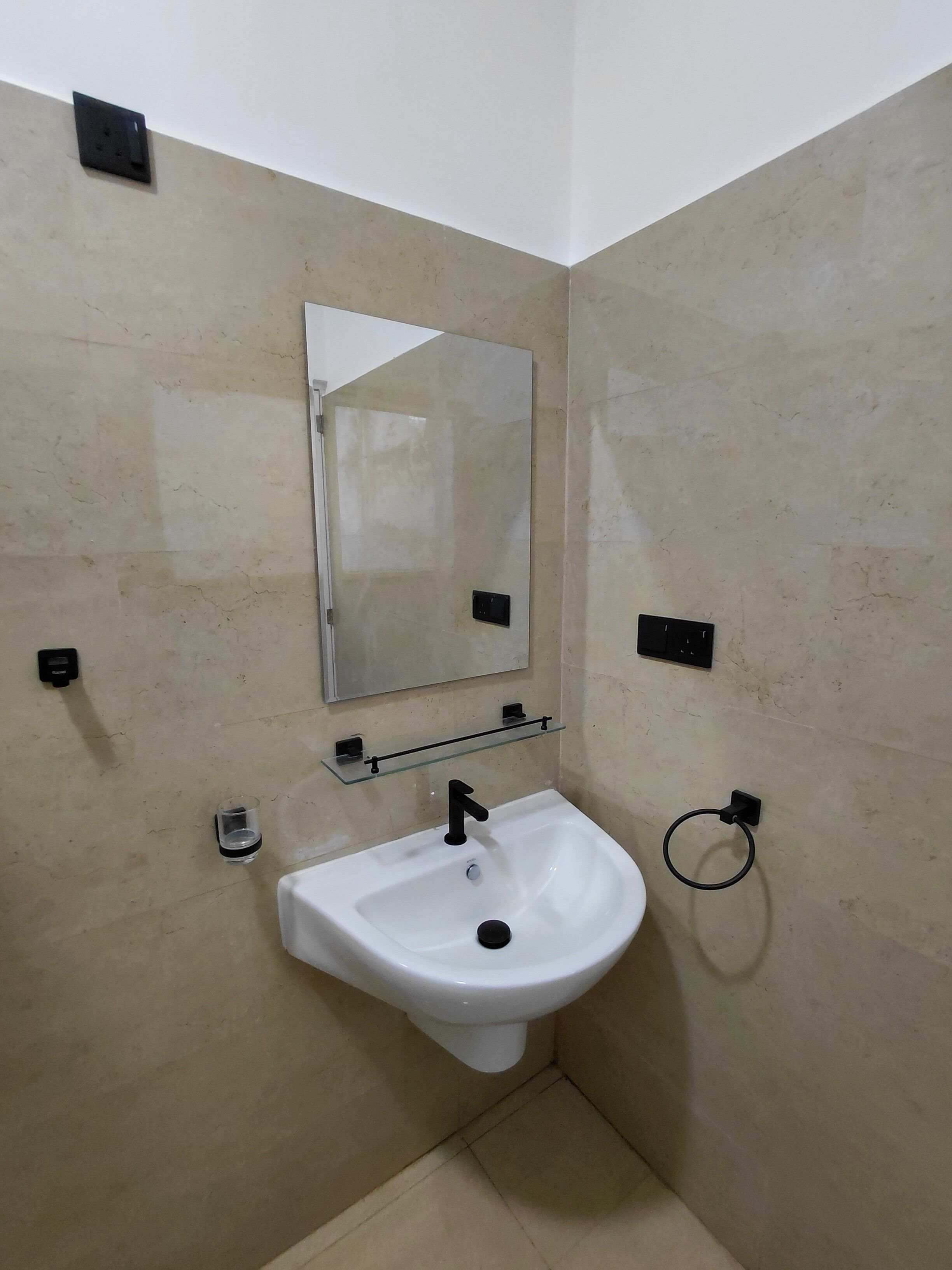 Standard Double Room, Garden View | Bathroom | Shower, towels, soap, shampoo