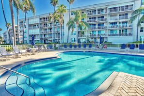คอนโด, หลายเตียง (Bahia Del Mar 7-404 - Point Paradise) | สระว่ายน้ำ | สระน้ำอุ่น