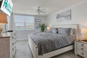Condo, Multiple Beds (Bahia Del Mar 7-404 - Point Paradise) | 2 bedrooms - Bahia Del Mar 7-404 - Point Paradise (St. Petersburg)