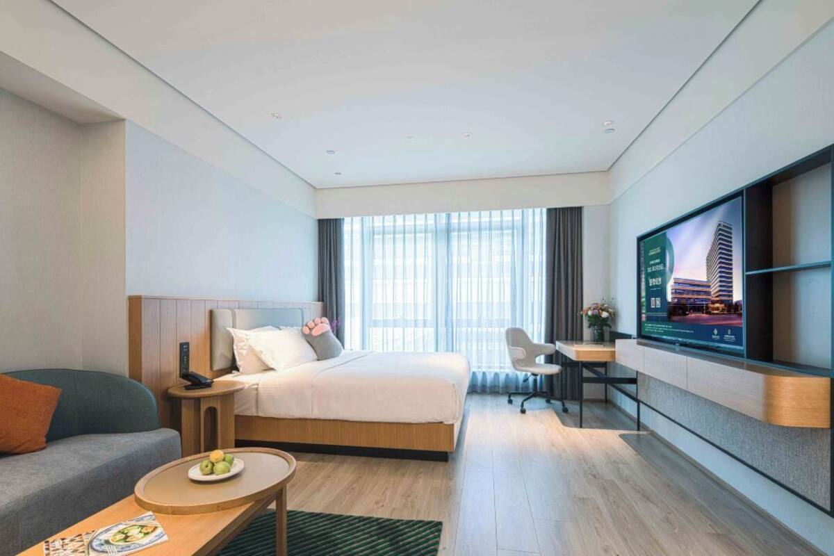 Luxury-Einzelzimmer, 1 Queen-Bett | Schreibtisch, kostenloses WLAN