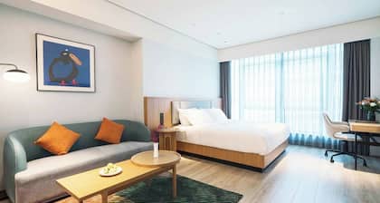 Binzhou Sunstone Plaza Hotel