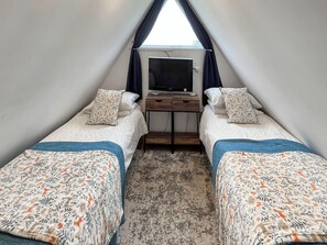 3 bedrooms, free WiFi - Chalet Lodge - UK51029 (Kingsdown, near Deal)