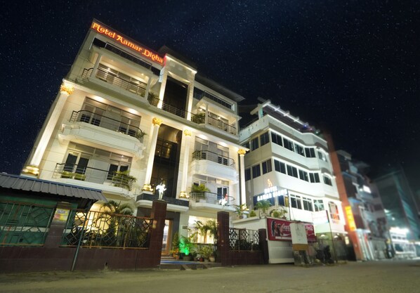 Front of property - Hotel Amar Digha (Digha)