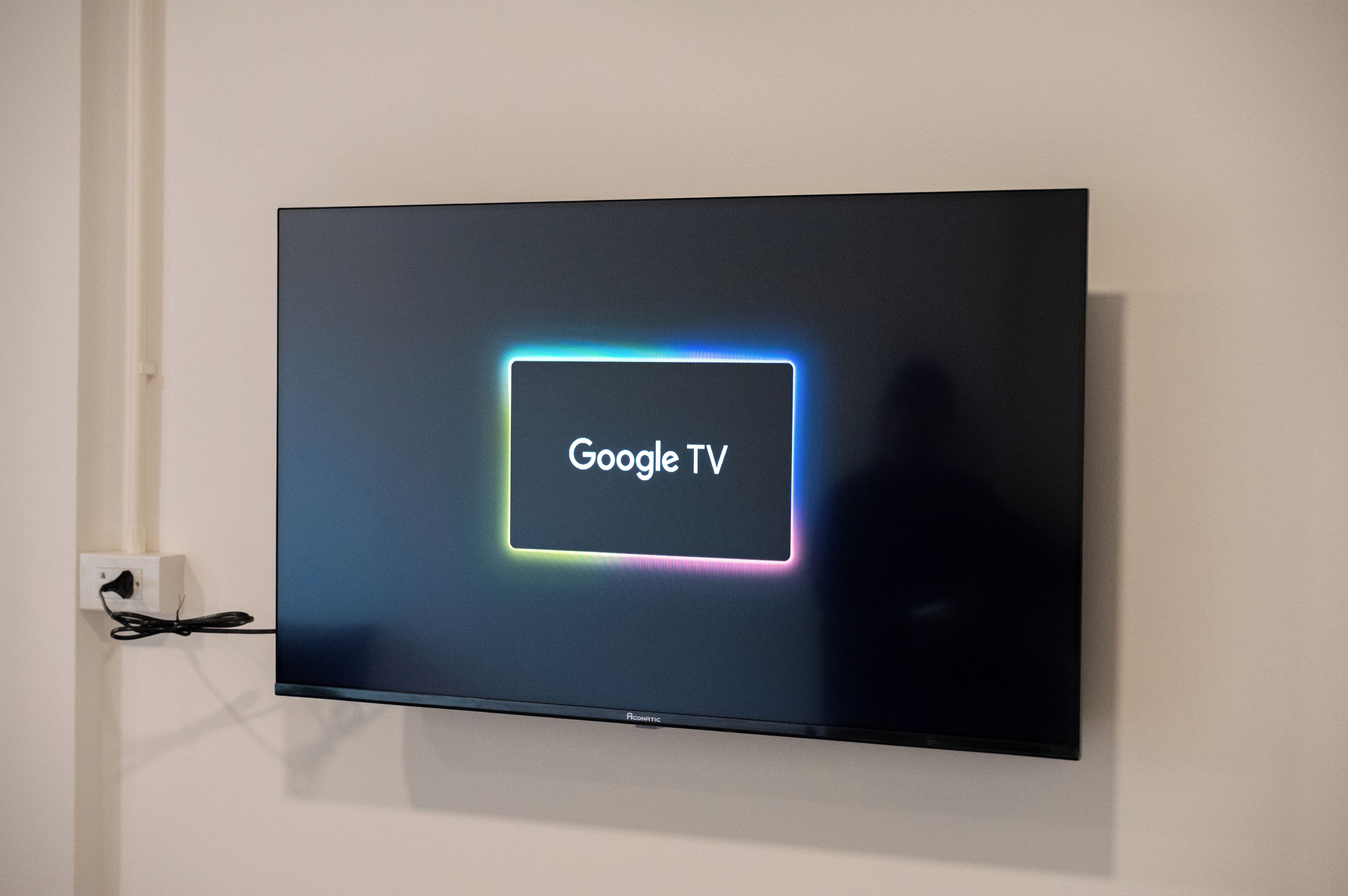 Escriptori, espai de treball apte per a portàtils i wifi gratuïta 