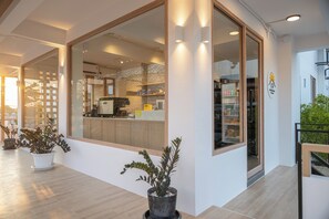 Reception - Morning Place (Samphran)