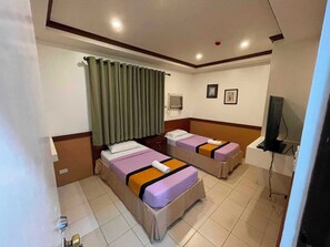 Room - OYO 1189 Gems Hotel and Conference (Antipolo)