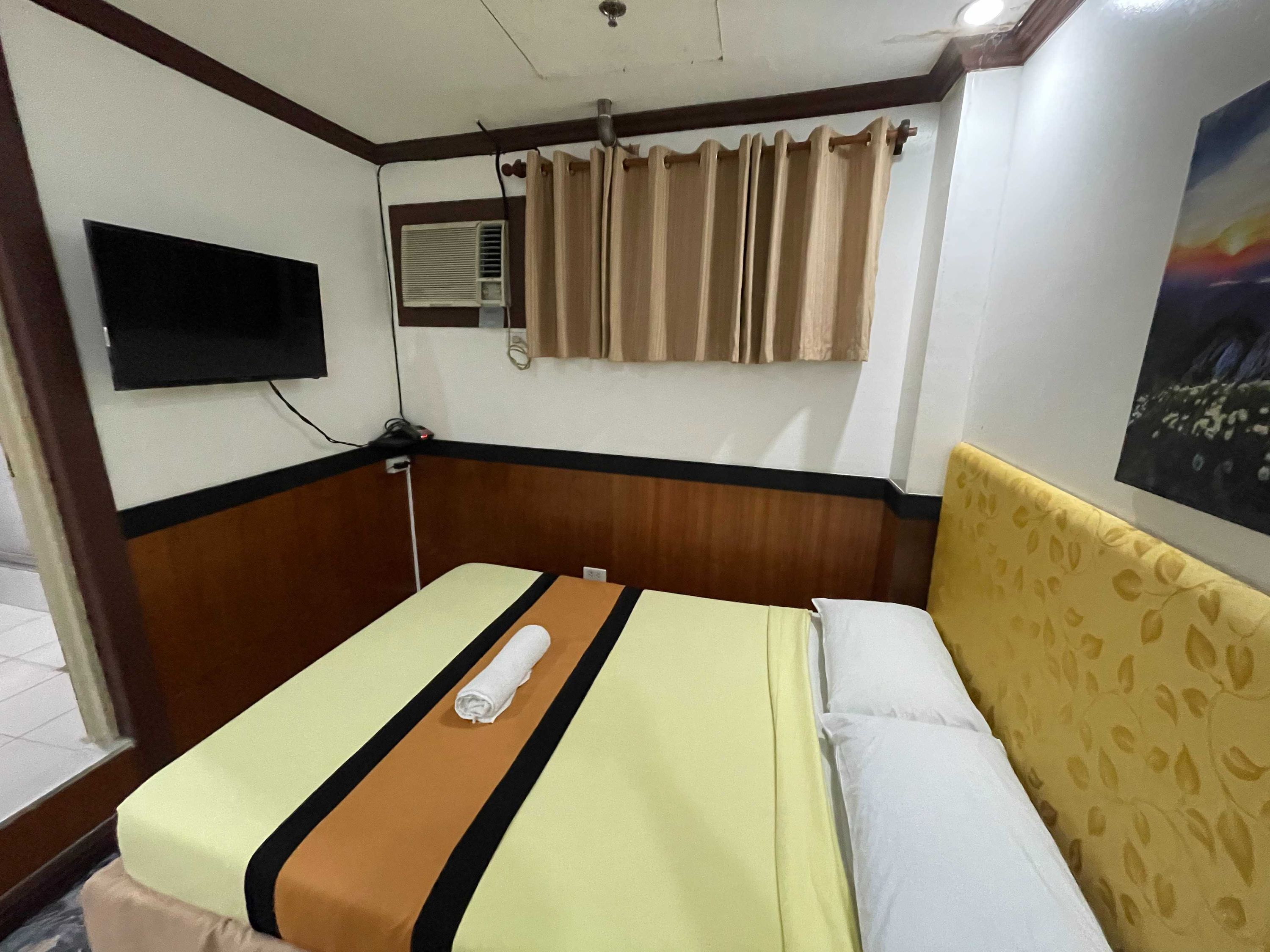 Superior Double Room | Free WiFi, bed sheets