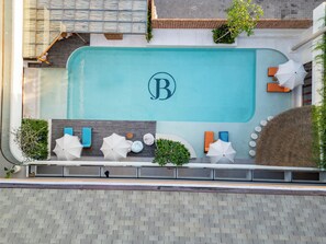Outdoor pool - BLive Coliving Canggu (Canggu)
