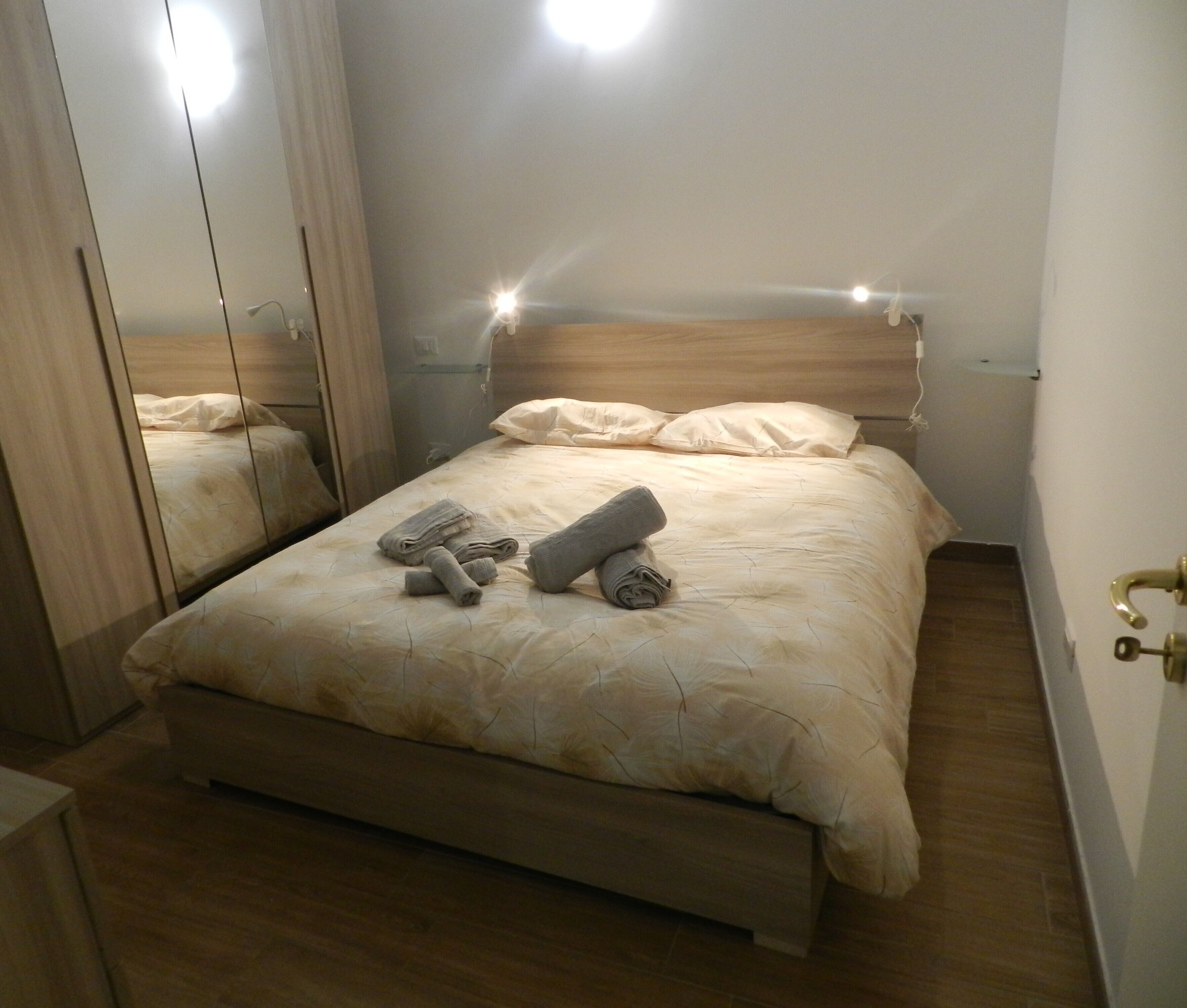 2 soverom, strykejern/-brett, wi-fi og sengetøy