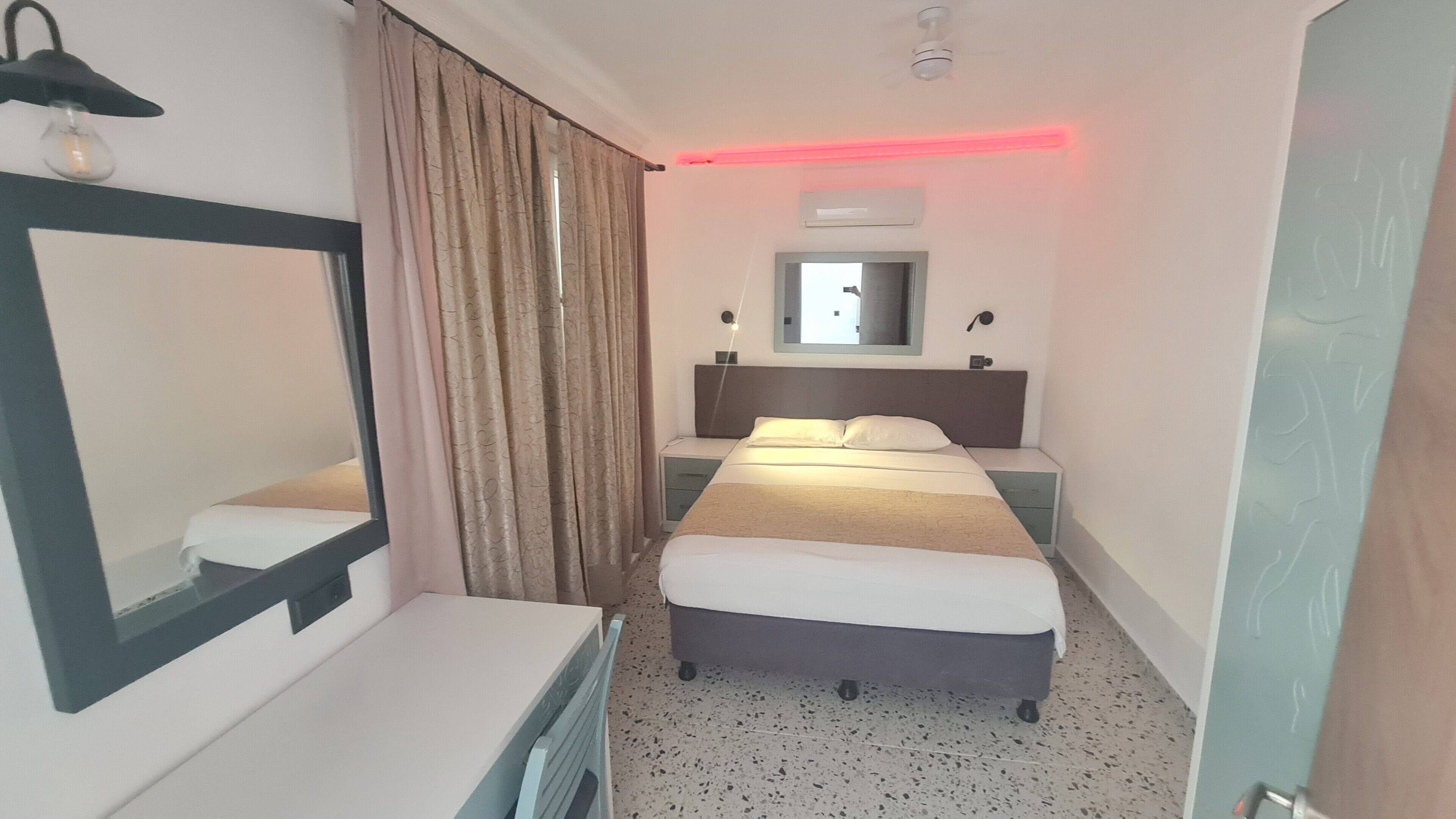 Olive House | Setrika/meja setrika dan Wi-Fi gratis