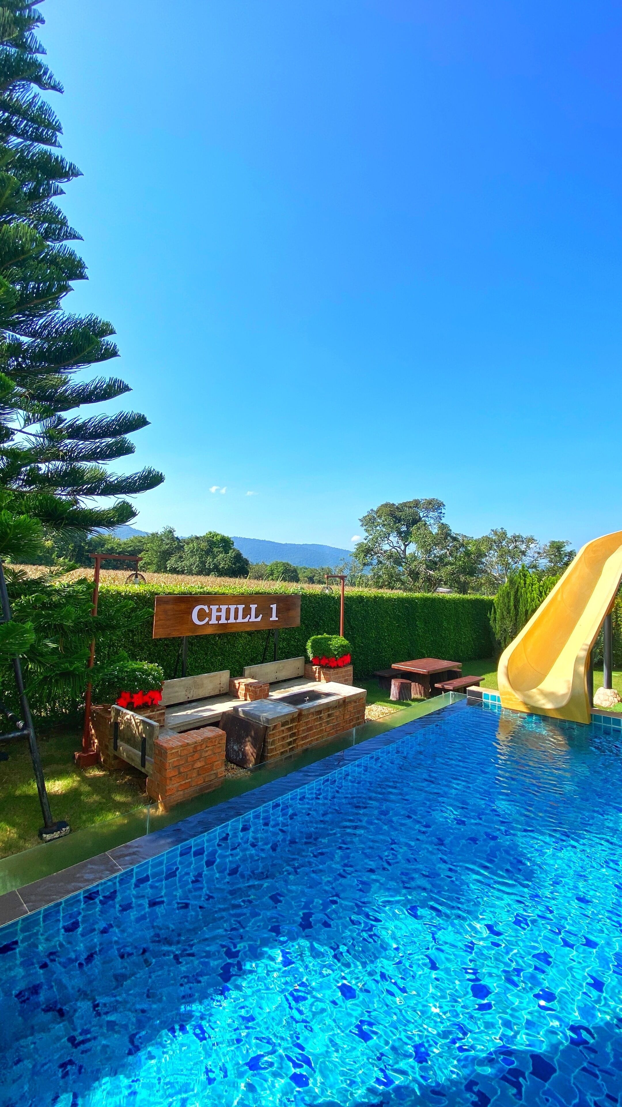 Villa 1 | Desk, laptop workspace, free WiFi