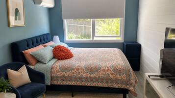 1 bedroom, iron/ironing board, Internet