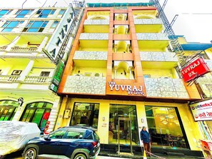 Exterior - The Yuvraj By LIVIQ (New Delhi)